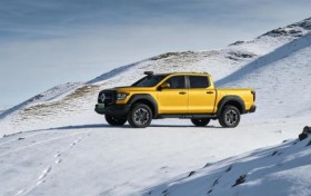 怕打滑、怕车叫不醒？你的冬季出行焦虑，山海炮Hi4-T都能搞定